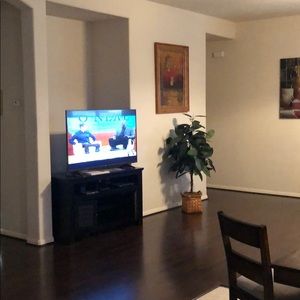 Meet your Posher, Connor